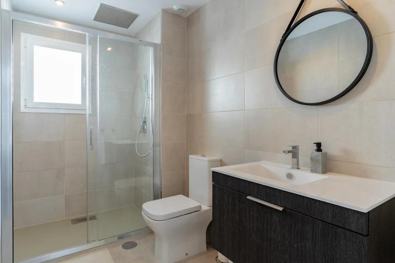 Central Apartment With Big Roof Terrace Estepona