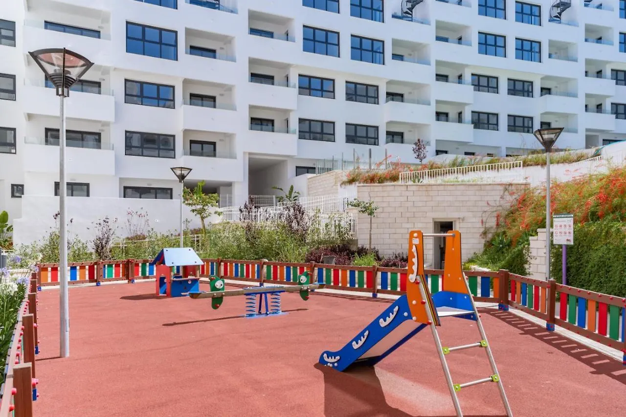 Central Apartment With Big Roof Terrace Estepona